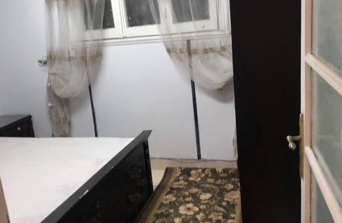 Bab Sharqi House | 2nd Building from Beach