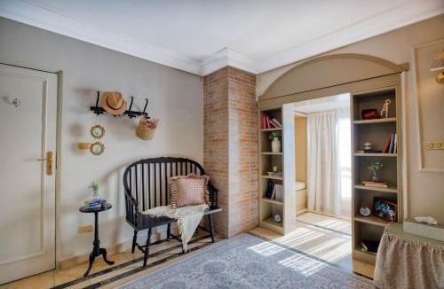 Zamalek Apartment | 3 BR Zamalek Khan vol 2 Vintage story