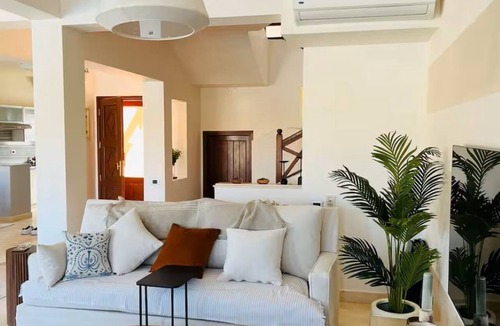 Dahar Villa | 4BR Lakefront Villa with Private Pool in El Gouna