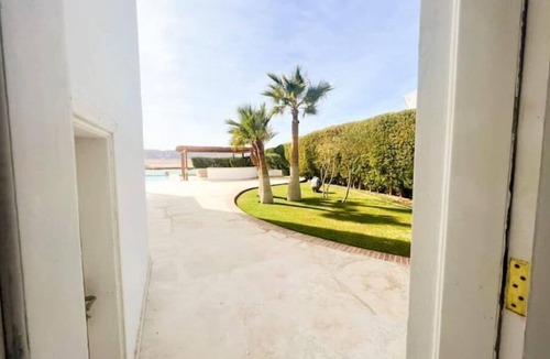 Dahar House | 4BR/Villa/private pool