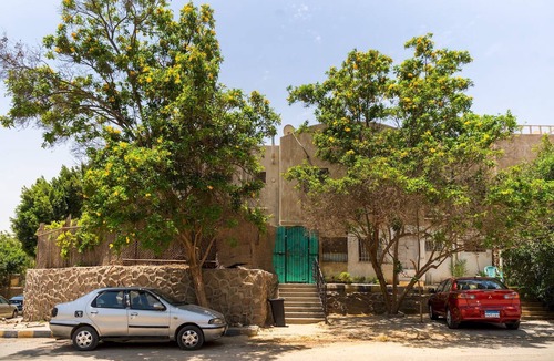 Sheikh Zayed City House | 575 · 4BR Townhouse, 3 Bath, TV, Backyard