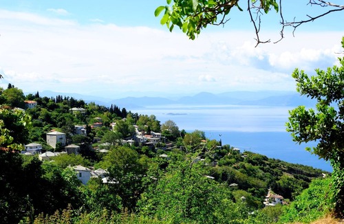 Agios Vlassios House | A Family Friendly Holiday Country House With View to Pagasitikos Gulf