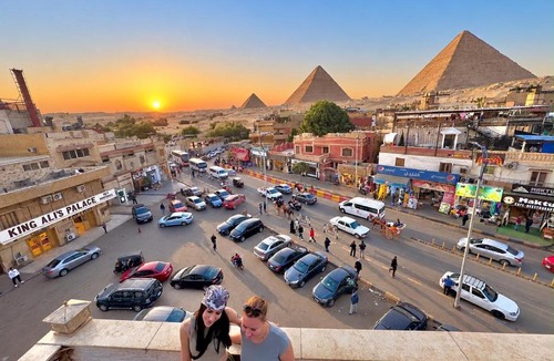 Pyramids Gardens Hotel | Alivian Pyramids View