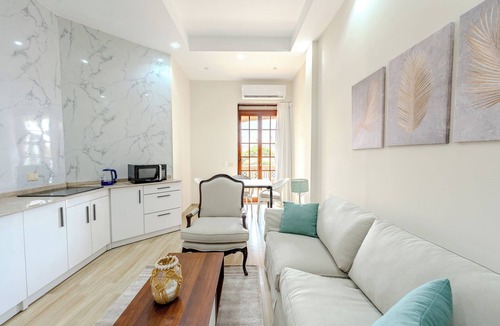 Dream Land Apartment | Amazing Golf View Apartments