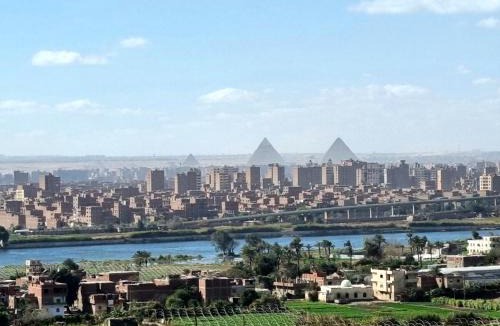 Cairo Apartment | Amazing Nile View and Pyramids Apartment