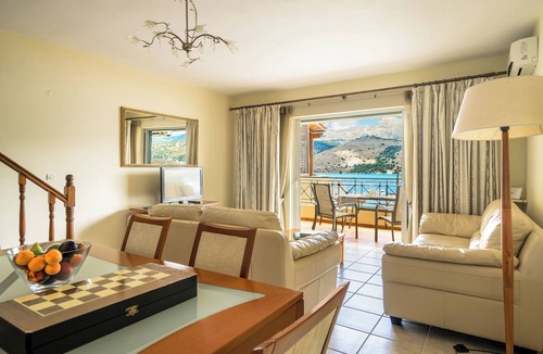 Argostoli Town Apartment | Anatoli - 2 Bedroom Apartment in Argostoli with Stunning Sea and Mountain Views