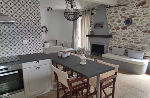 Trikeri Apartment | Apartment for 3 People in Trikeri Village #2 – Stay in the Heart of Authentic Greek Village Life