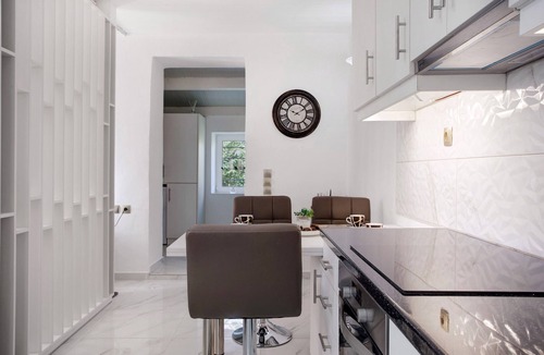 Ano Volimes Apartment | Apartment "Villa Drosia" with Sea View, Private Garden & Wi-Fi