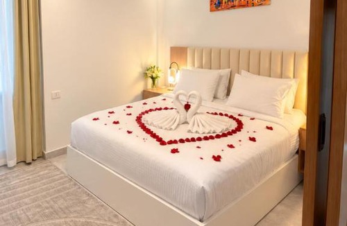 Sakkala Apartment | Aqua Fun Family Stay Private Beach & Pools