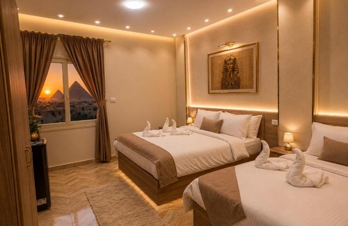 Al Haram Hotel | Aqua Pyramids View
