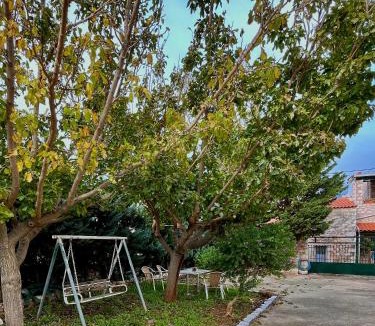 Omales House | Aròs