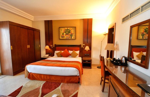 Luxor Hotel | Aracan Eatabe Luxor Hotel