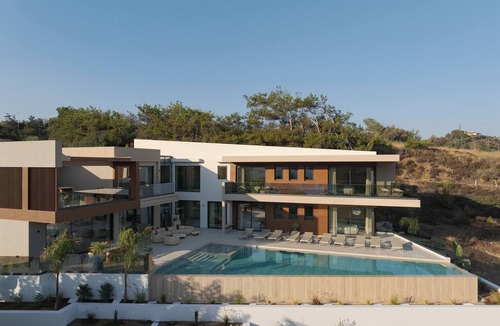 Panormos Villa | Ayeria Villa · Design Retreat by the Beach & Shops
