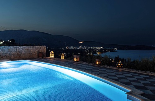 Melissopetra Villa | Bamour Villa, Poolside Serenity & Spectacular View