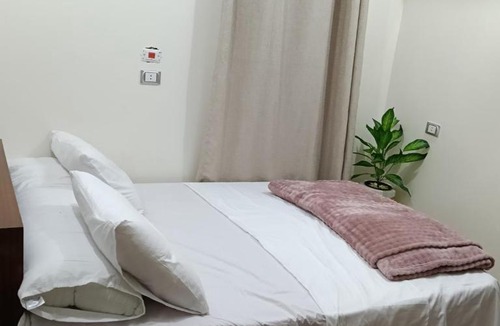 Abu Simbel Apartment | Blue Rose Guest House