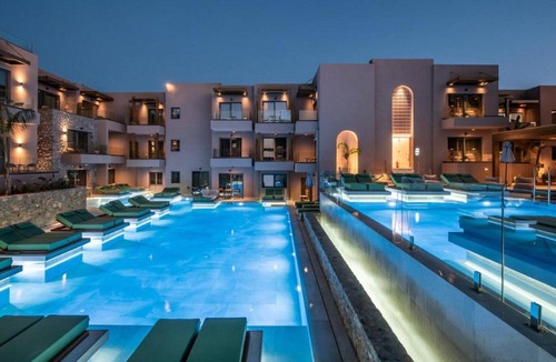 Analipsi Villa | Breathtaking Chersonisos Suite | Sally Suite | Adults Only | Private Furnished