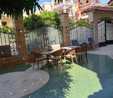 Al-Muntazah House | Bring the family and spend a few Nights