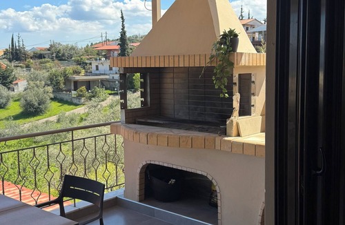 Oropos Apartment | Calma House – Luxury by the Sea | Chalkoutsi Oropos