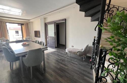 New Cairo Apartment | Chic City Stay in 4 bed Penthouse In Midtown Compound, AUC