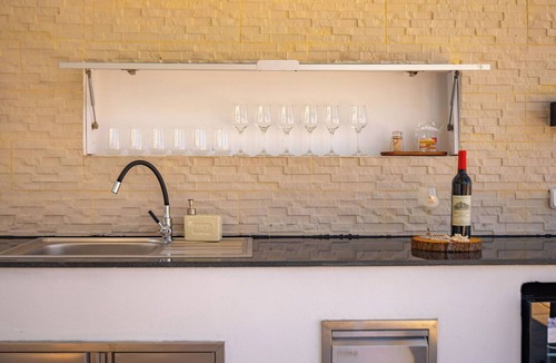 Plaka Apartment | Christianna Apartments 1 -Vacation apartment in Crete