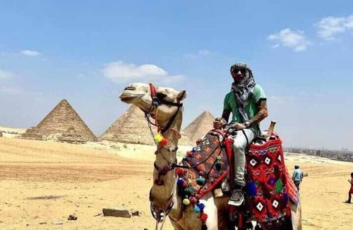 Giza Hostel | Cleopatra Egypt Pyramids View Foreigners only