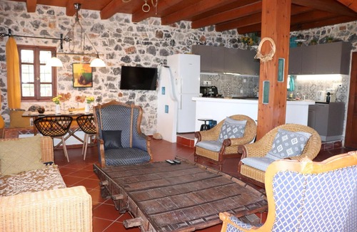 Triopetra House | Comfortable holiday house, spacious outdoor areas, wifi | Triopetra, Crete