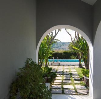 Velo-Vocha Villa | Country Villa Peloponnese with tennis court and pool