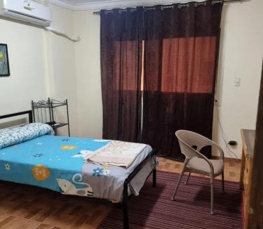 Nasr City House | Cozy Private Room in Waha City - 15 Mins to Cairo Airport