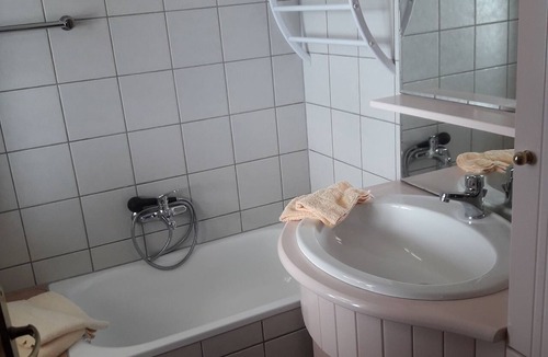 Lefokastron Apartment | Cozy vacation apartment with stunning sea views, 5 minutes' walk from the beach