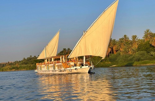Luxor Governorate House | Dahabiya Nile Sailing