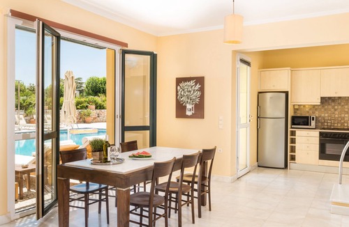 Maleme Villa | Daphnis Villas, 2 Villas, Sleep 12, Heated Pool, 200m From The Beach, Sea View