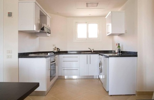 Sahl Hasheeh Apartment | Designer studio with amazing views of the Red Sea!