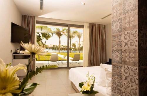 New Cairo Hotel | Dusit Thani LakeView Cairo