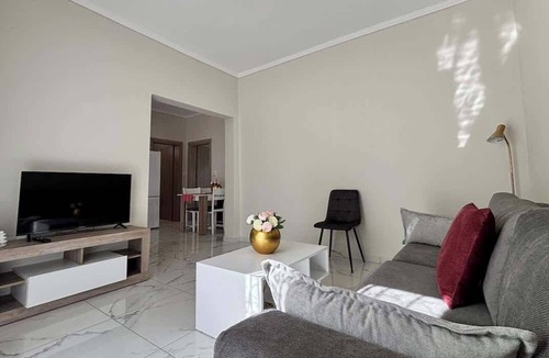 Stavroupoli Apartment | Elegant and cozy escape in Nikopoli Thessaloniki