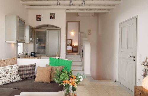 Ornos House | Elegant property at Mykonos close to the beach with private pool
