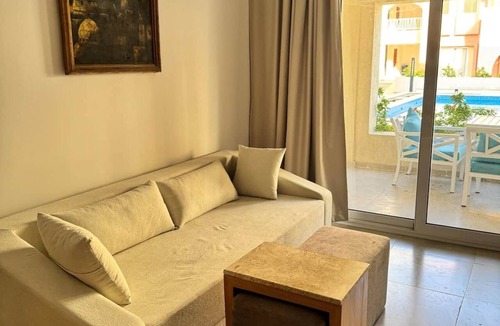 Sahl Hasheeh Apartment | G04 one bedroom apart/balcony/fountain view