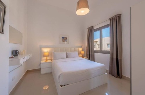 Dahar Apartment | Gcribs apartment pool view