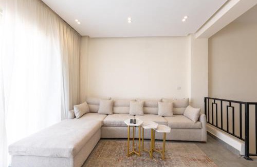 Cairo Villa | Golden 4BR Pool Villa