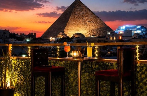 Giza Hotel | GREAT PYRAMIDS Hotel
