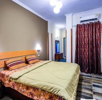 Al Mamsha El Seyahi Apartment | Hurghada-For rent for a long period, fully air-conditioned, internet, ground floor, 2 bathrooms