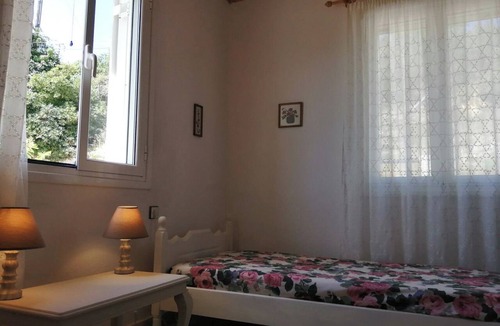 Agia Thekli House | Island Village House