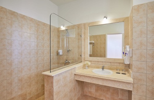 Port Ghalib Resort | JAZ Neo Reef Marsa - All inclusive