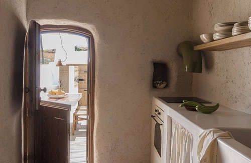 Vothon Villa | Kanava Cave Winery Villa, with private outdoor jetted tub, Thira,Cyclades,GR