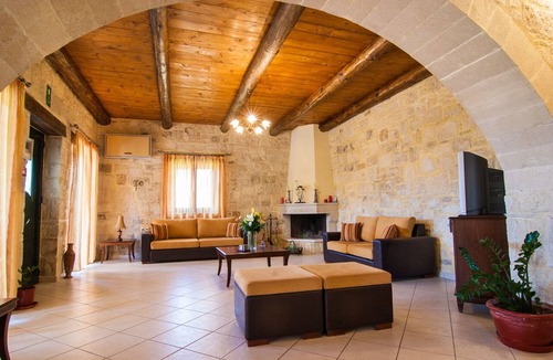 Sfinari Villa | Kissamos rental villa with private pool