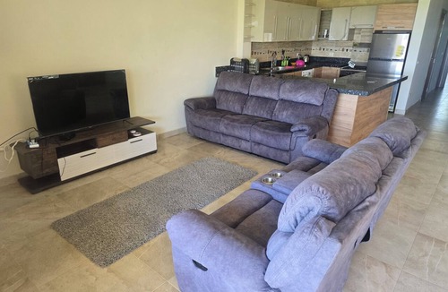 Ras Sudar Ski Chalet | Lavesta 6 Sea View Chalet Luxury with 3 bedrooms, 2 bathrooms & relaxing vibes.