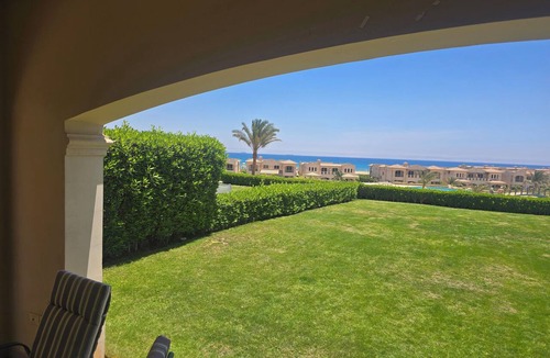 Ras Sudar Ski Chalet | Lavesta 6 Sea View Chalet Luxury with 3 bedrooms, 2 bathrooms & relaxing vibes.