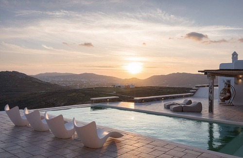 Xilokeratidi Villa | Lavish Mykonos Retreat | Villa Nimbus | 6 Bedrooms | Terrace with Spectacular.
