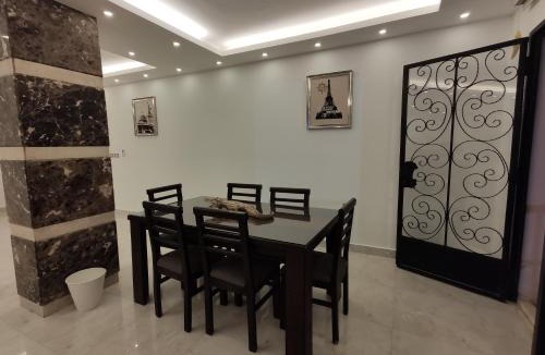 Al Rehab Apartment | Le Royal Residence 4