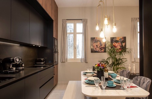 Heraklion House | Located in the Heart of Heraklion, combining Elegance & Modern Luxury.
