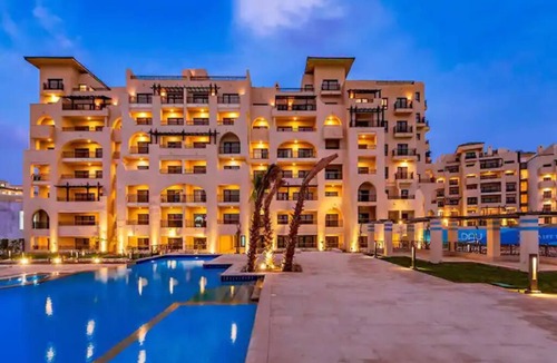 Dahar Condo | Luxury apartment in Aldau Heights 10301